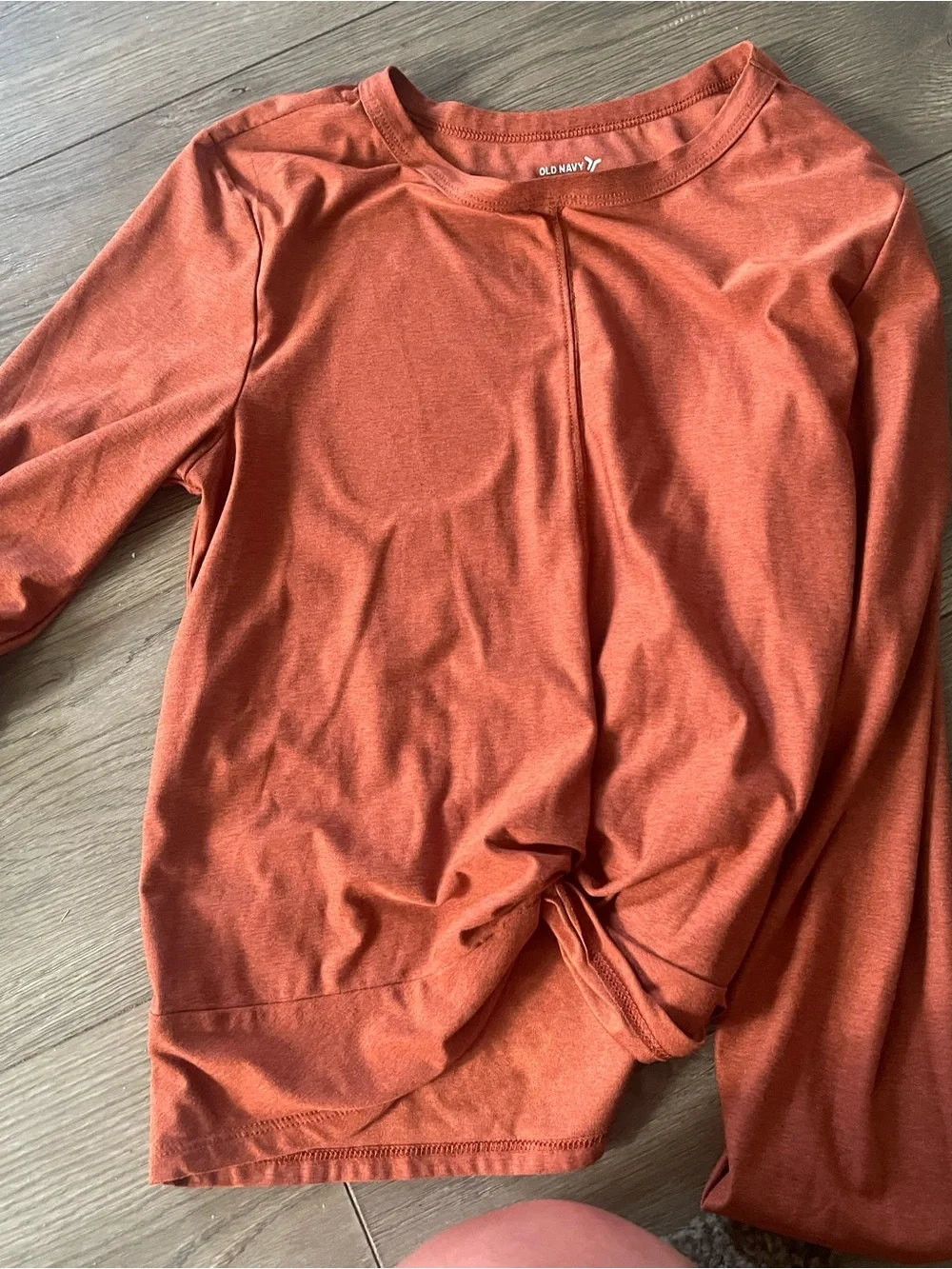 Old Navy Long-Sleeve Crewneck Top in Burnt Orange